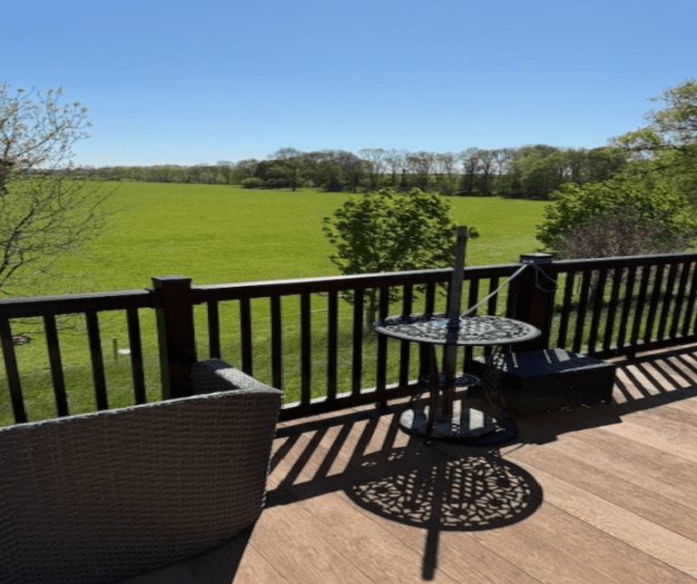 Prime Location, Recently Reclad Lodge 2004 Omar Kingfisher 36×20 2 Bed £75,000 2026 Site fees included (SOLD)
