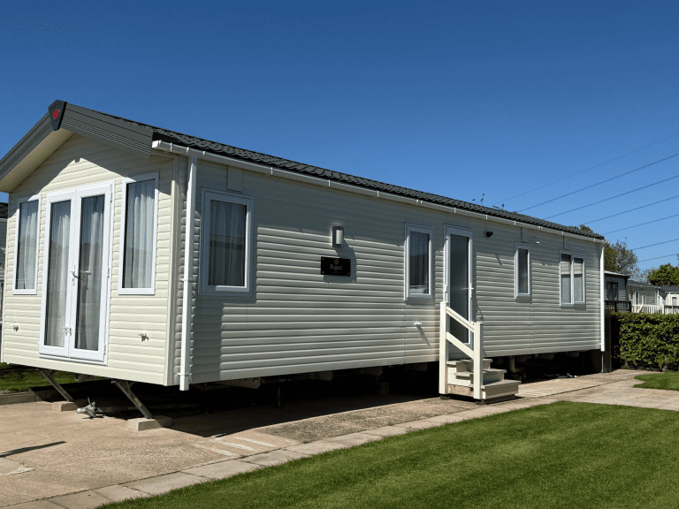 2 bed 2025 caravan for sale £64,000